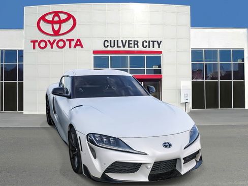 Used 2024 Toyota Supra Premium image 1