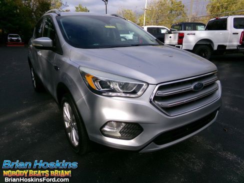 Used 2017 Ford Escape Titanium image 1