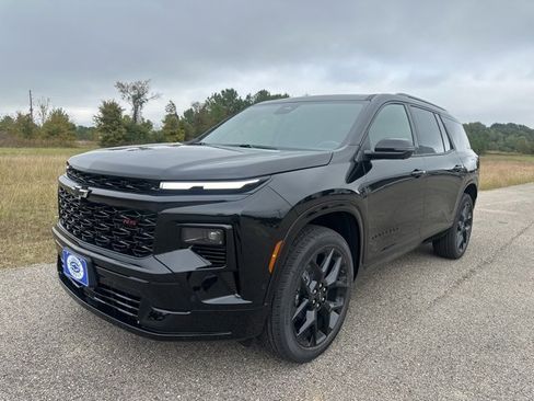 New 2026 Chevrolet Traverse RS w/ LPO, Floor Liner Package image 6