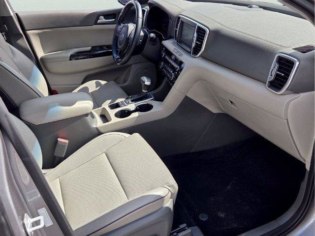 Used 2019 Kia Sportage EX w/ EX Technology Package FWD image 18
