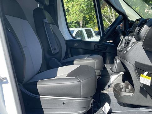 New 2026 RAM ProMaster 2500 w/ Convenience Group image 29