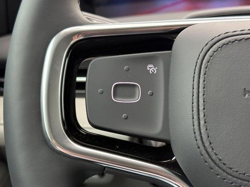 New 2026 Lincoln Nautilus Premier image 8