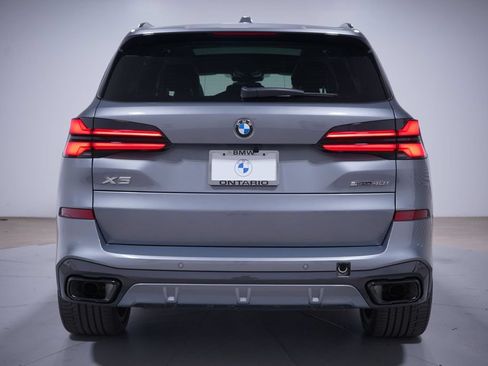 Used 2026 BMW X5 sDrive40i w/ M Sport Package RWD image 5