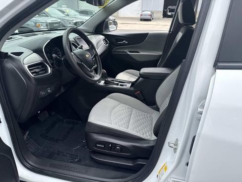 Used 2021 Chevrolet Equinox LS w/ LS Convenience Package image 21