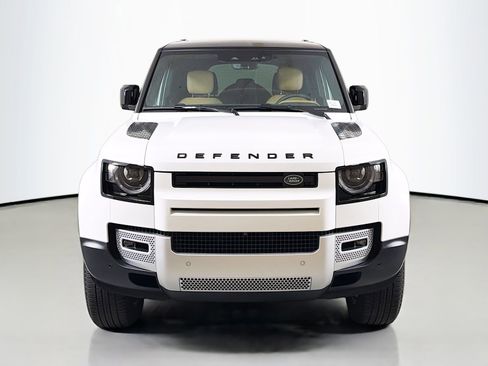 Certified 2025 Land Rover Defender 110 S AWD/4WD image 8
