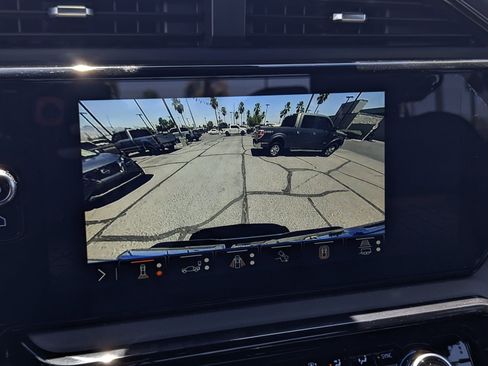 Used 2025 GMC Sierra 1500 AT4 AWD/4WD image 13