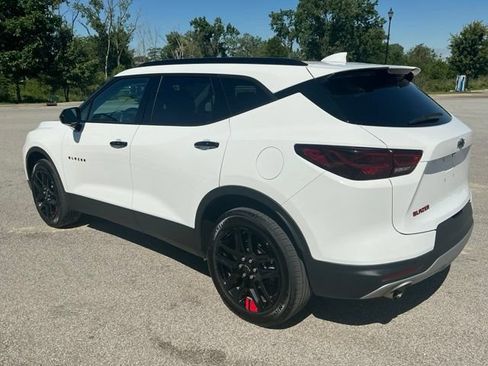Used 2025 Chevrolet Blazer LT w/ Redline Edition FWD image 4