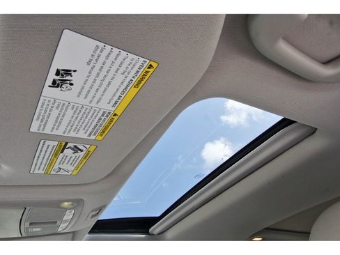 Used 2019 Nissan Pathfinder FWD image 32