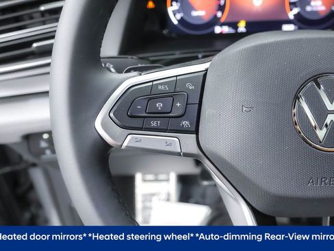 Used 2025 Volkswagen Atlas Peak Edition SE image 13