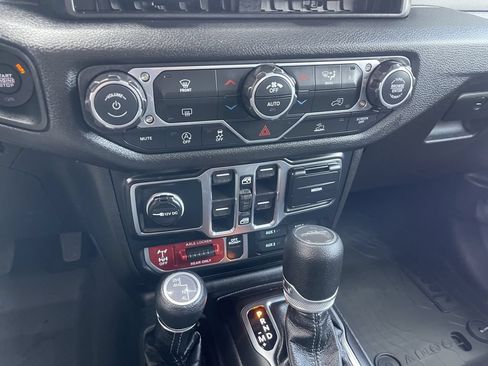 New 2026 Jeep Gladiator Mojave AWD/4WD image 16