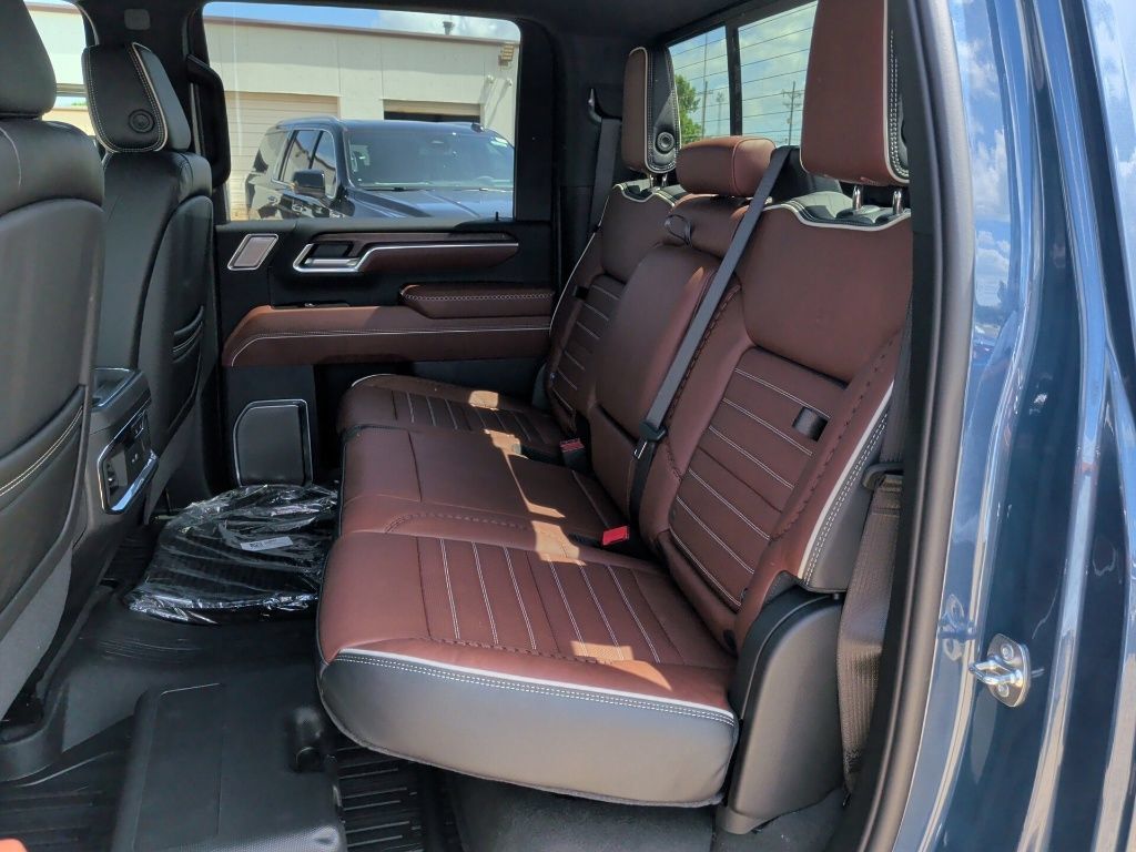 New 2026 GMC Sierra 2500 Denali Ultimate AWD/4WD image 38