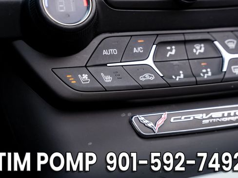 Used 2016 Chevrolet Corvette Stingray Coupe w/ 2LT Preferred Equipment Group image 19