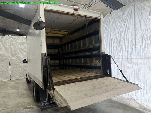 Used 2016 Chevrolet Express 3500 RWD image 9