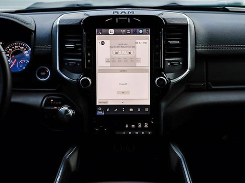 Used 2023 RAM 1500 Laramie image 16