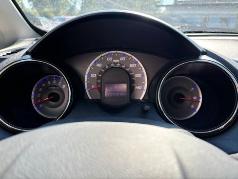 Used 2013 Honda Fit Sport image 25