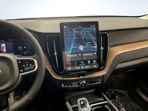 New 2026 Volvo XC60 B5 Ultra w/ Protection Package Premier image 7