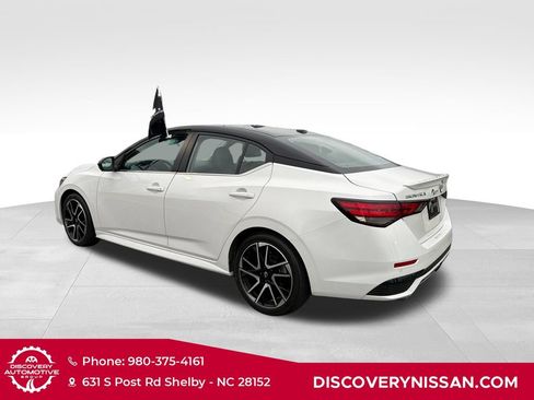 Certified 2025 Nissan Sentra SR w/ SR Premium Package FWD image 12