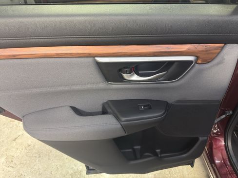 Used 2017 Honda CR-V EX image 28