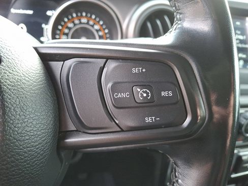 Used 2021 Jeep Wrangler Unlimited Sport image 23