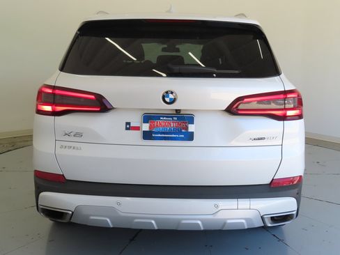 Used 2023 BMW X5 xDrive40i w/ Premium Package AWD/4WD image 4