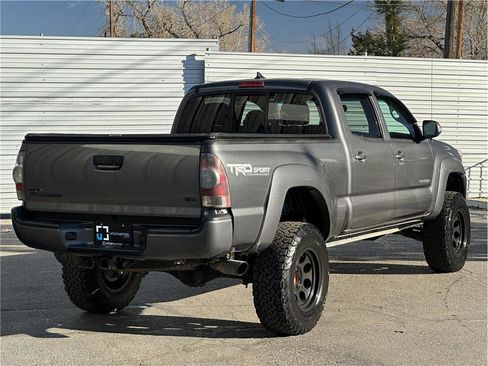 Used 2014 Toyota Tacoma 4x4 Double Cab image 10