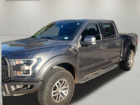 Used 2018 Ford F150 Raptor w/ Equipment Group 802A Luxury image 35
