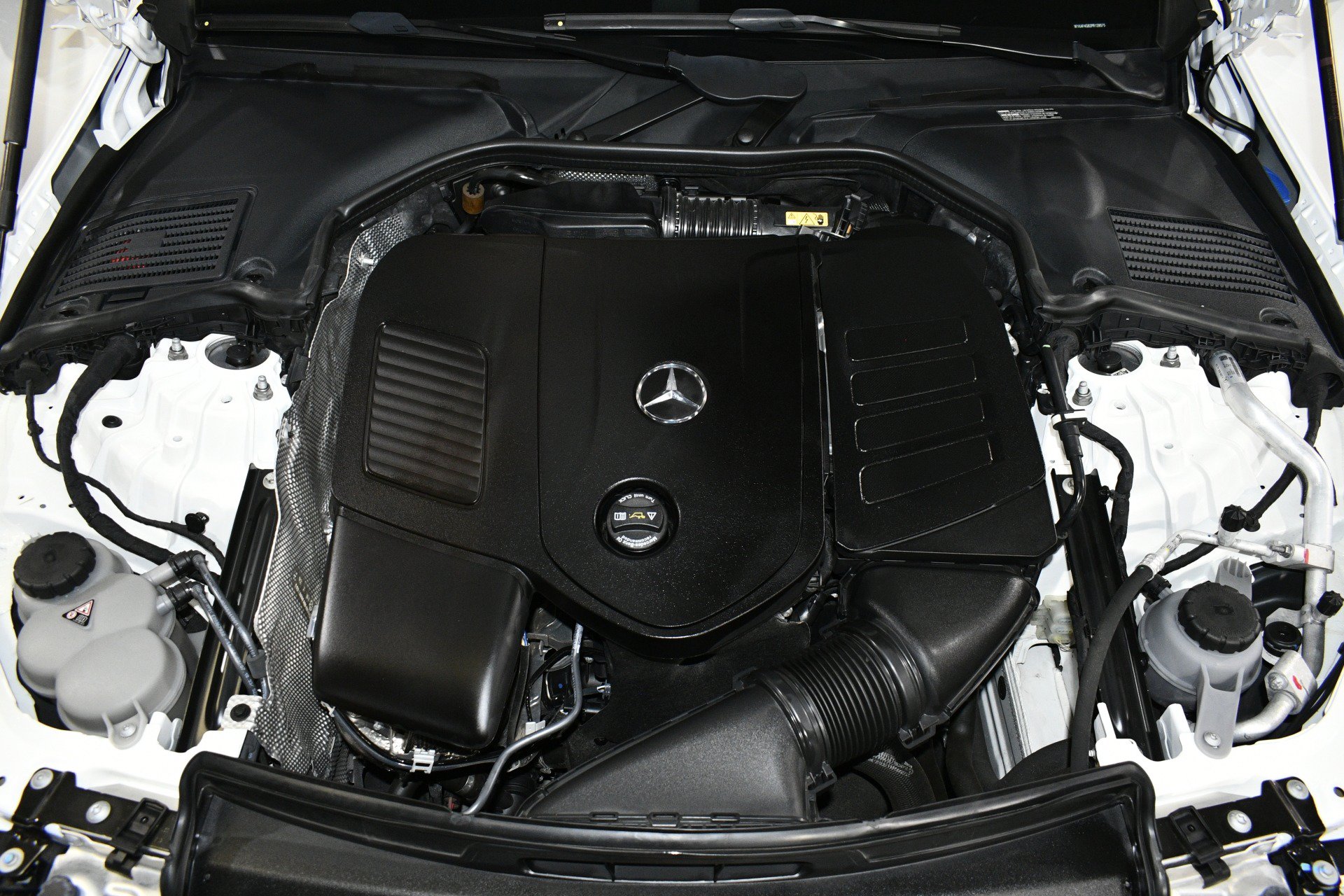 Used 2023 Mercedes-Benz C 300 Sedan image 93