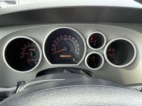 Used 2012 Toyota Tundra SR5 image 18