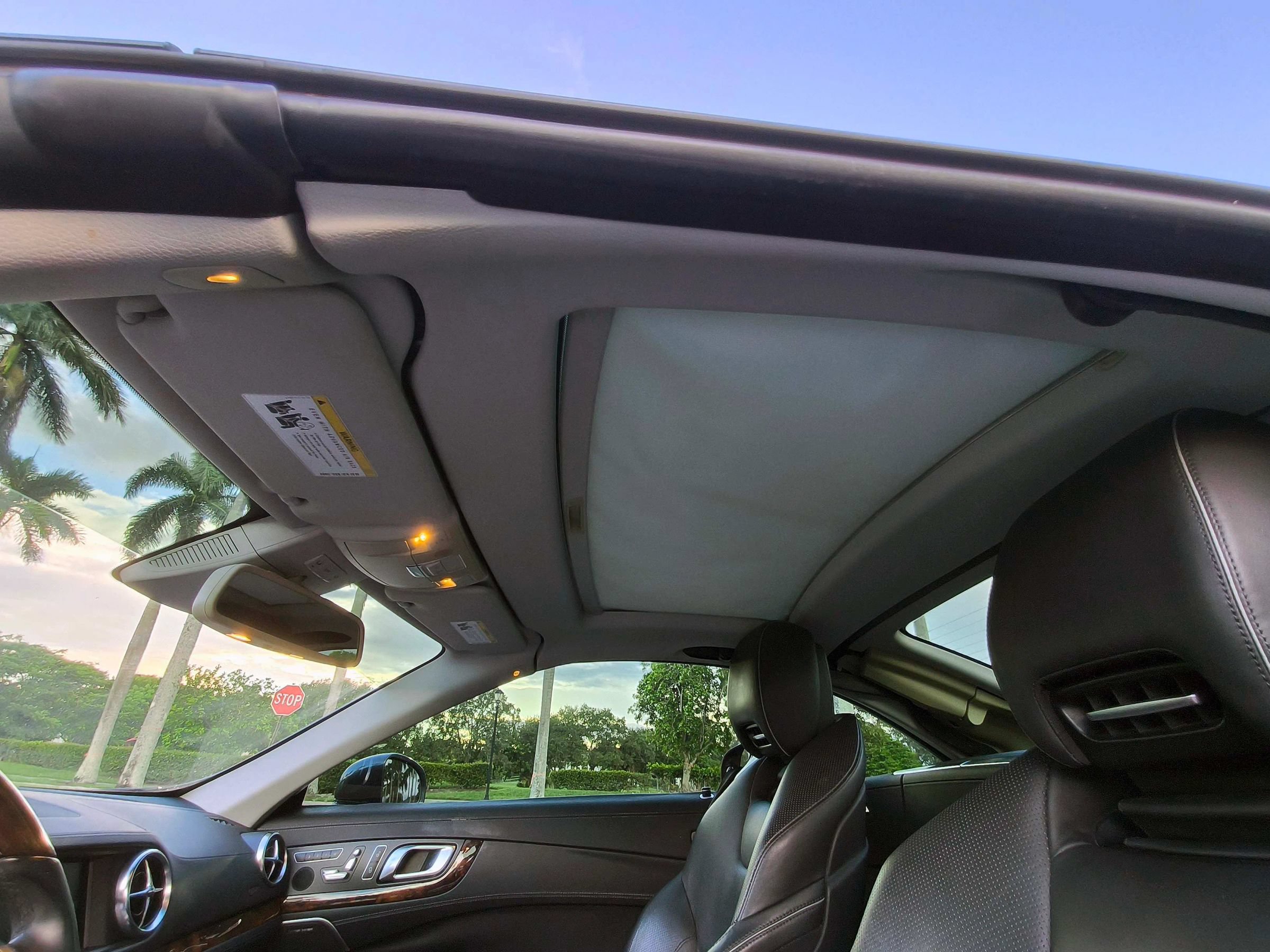 Used 2014 Mercedes-Benz SL 550 image 13