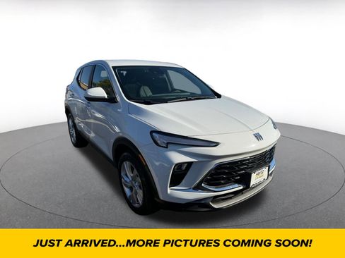 Used 2025 Buick Encore GX Preferred image 1