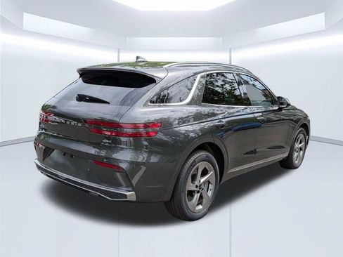 Used 2026 Genesis GV70 2.5T AWD/4WD image 4