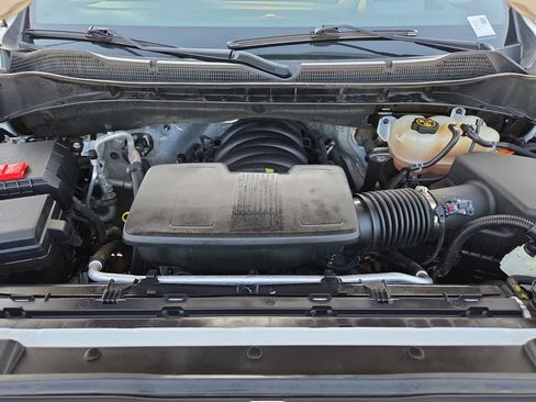 Used 2023 Chevrolet Silverado 1500 ZR2 w/ Technology Package AWD/4WD image 13