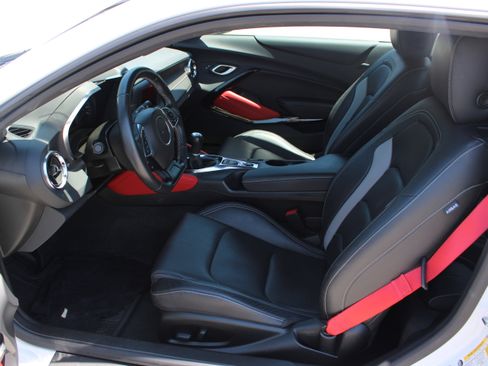 Used 2024 Chevrolet Camaro LT w/ Redline Edition RWD image 15