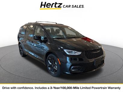 Used 2025 Chrysler Pacifica Limited