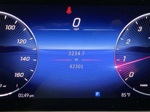 Used 2022 Mercedes-Benz C 300 Sedan image 13