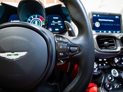 Used 2023 Aston Martin V12 Vantage RWD image 13