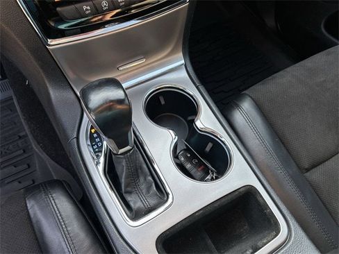 Certified 2020 Jeep Grand Cherokee Altitude image 22