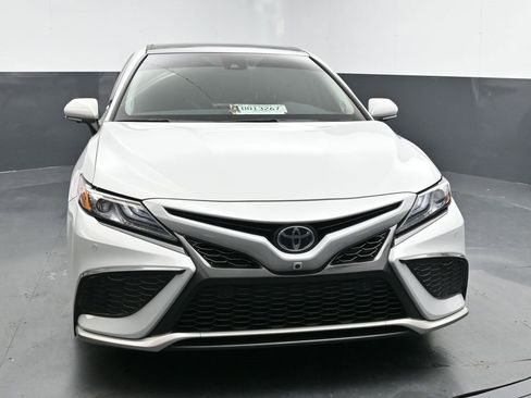 Used 2024 Toyota Camry XSE image 3