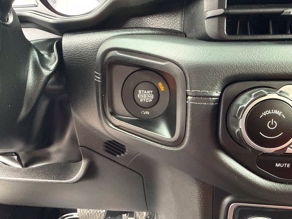 Used 2024 Jeep Wrangler Unlimited Rubicon 392 AWD/4WD image 15