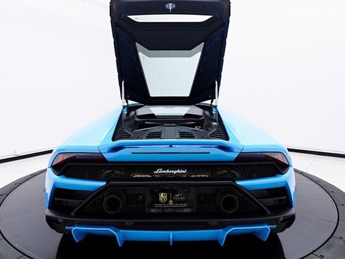 Used 2023 Lamborghini Huracan EVO image 29