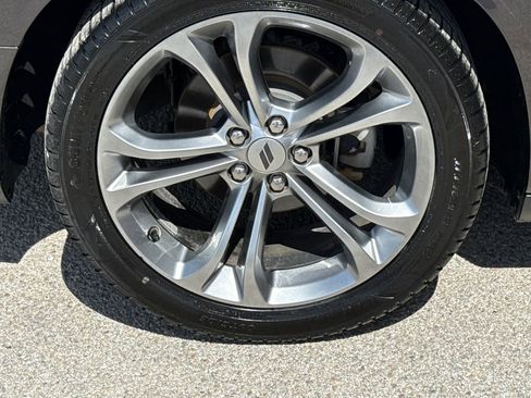 Used 2021 Dodge Challenger R/T image 10