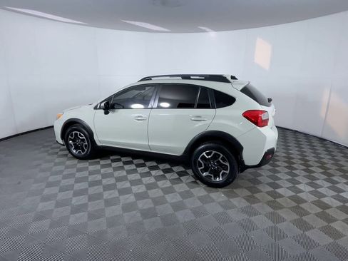 Used 2016 Subaru Crosstrek 2.0i Limited image 6