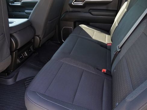 Used 2024 Chevrolet Silverado 1500 LT AWD/4WD image 13