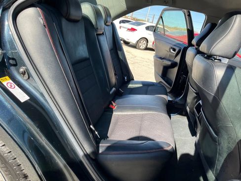 Used 2016 Toyota Camry SE image 17