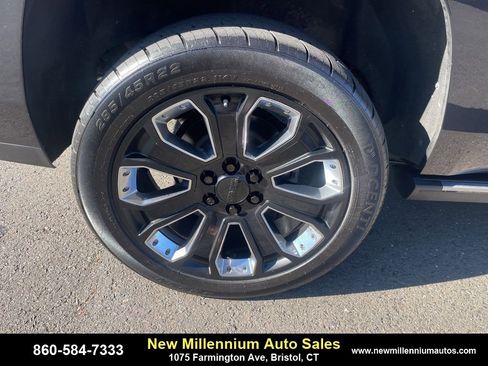 Used 2020 GMC Yukon Denali w/ Denali Ultimate Package image 9