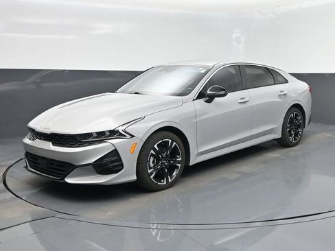 Used 2024 Kia K5 GT-Line w/ GT-Line Premium Package FWD image 9