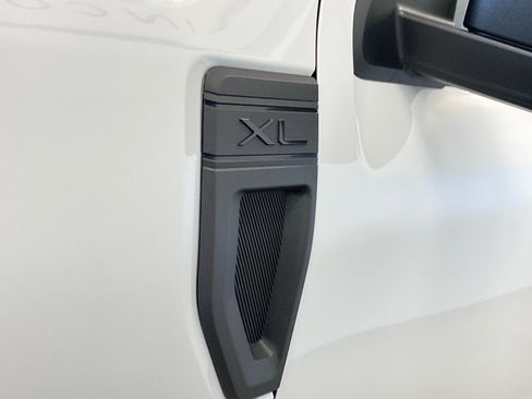 New 2026 Ford Maverick XL image 13