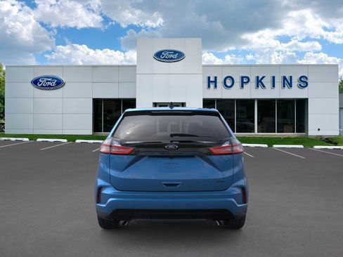 New 2024 Ford Edge SE w/ Black Appearance Package image 5