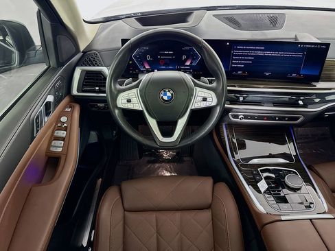 Used 2023 BMW X7 xDrive40i w/ Climate Comfort Package image 23
