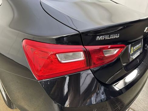 Used 2025 Chevrolet Malibu LS image 29